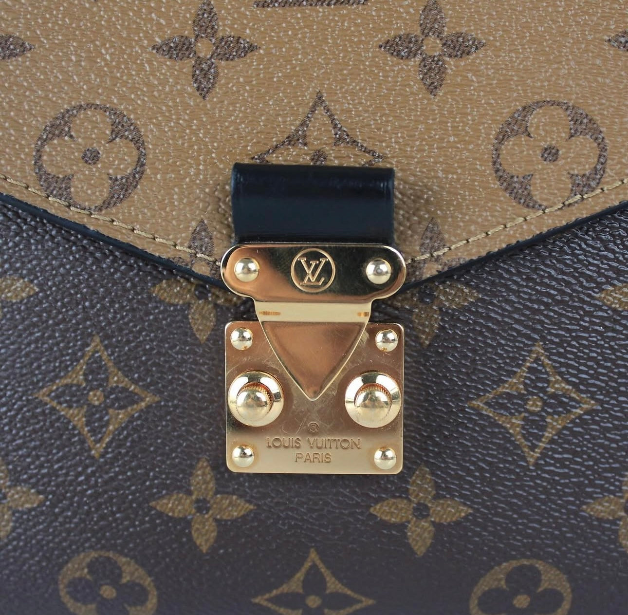 Pochette Metis