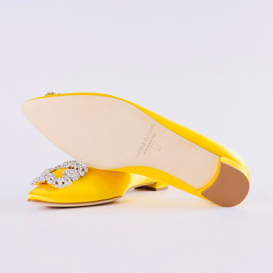 MANOLO BLAHNIK Hangisi Satin Ballet Flats